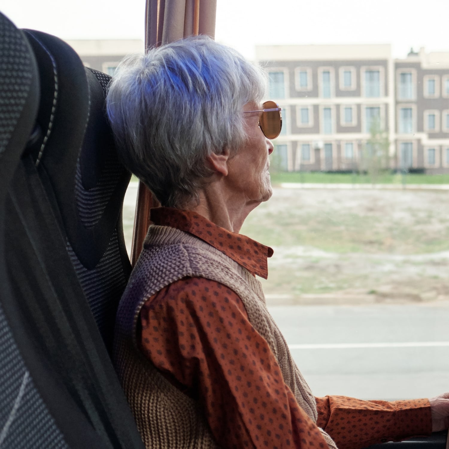 service_transport_aines